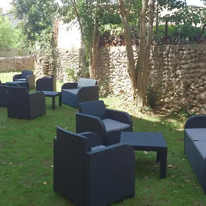 Les Petits Oreillers Hotel